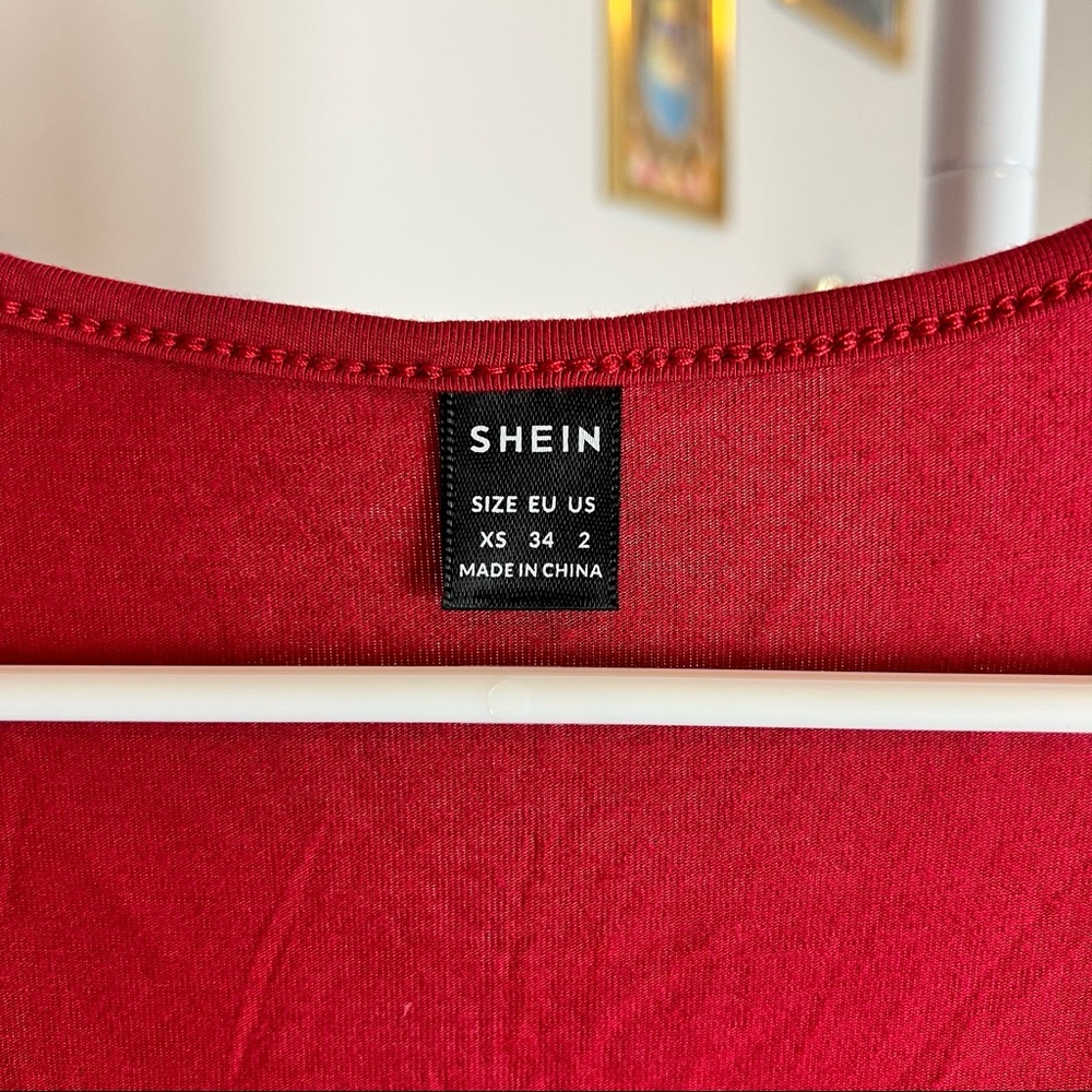 ‼️SOLD‼️SHEIN Ruched Red Top - Picture 7 of 9